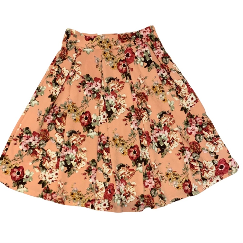 Haute Monde pink Pleated Pink floral skirt